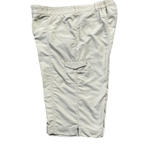 Columbia Psych to Hike Women Shorts - Lightweight Omni-Shade- Size 12 - Picture 5 of 11